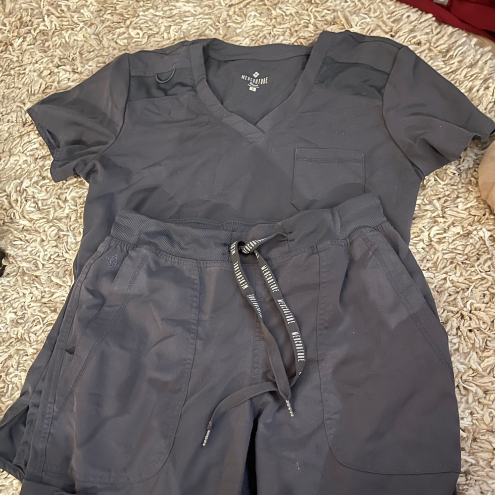 Pewter Scrub Set - Small Top & Small Tall Bottoms